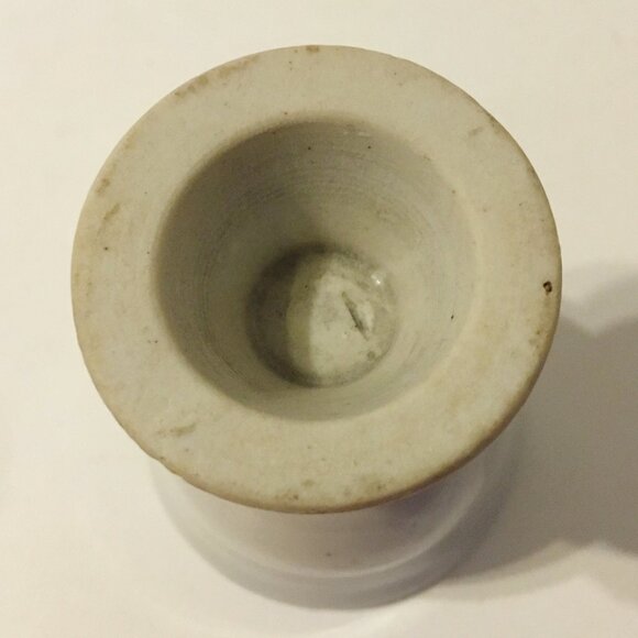 Egg Cup Cream Off White Vintage Ridges Footed Collectible Ceramic Pottery - Picture 5 of 5